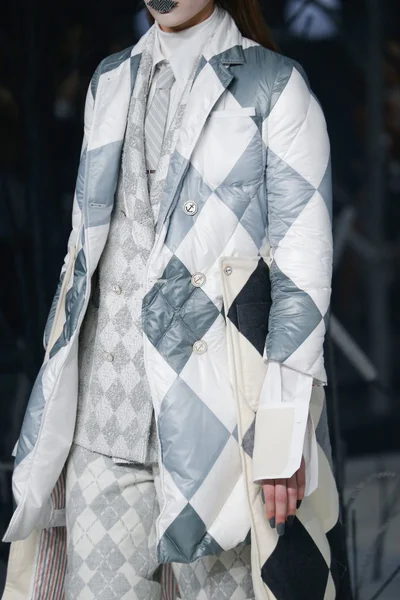 Look 94